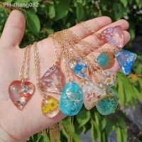 Lost Lady Transparent Resin Heart Pendant Necklaces Colorful Dried Flower Geometric Necklaces for Women Girls Party Jewelry Gift