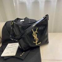 YSL 2023กระเป๋าผู้หญิงแฟชั่นใหม่ญี่ปุ่นและเกาหลีใต้กระเป๋าถือแบบเรียบง่ายมีกระเป๋าแมสเซ็นเจอร์สะพายไหล่เดียวบุคลิกที่สวยงามกระเป๋าถือสีขาวดำ