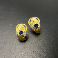 Sapphire Diamond Earrings ต่างหูเพชรแซฟไฟร์ ไพลินแท้สีน้ำเงิน ประดับเพชรแท้น้ำ95-96 ตัวเรือนเป็นทอง18k