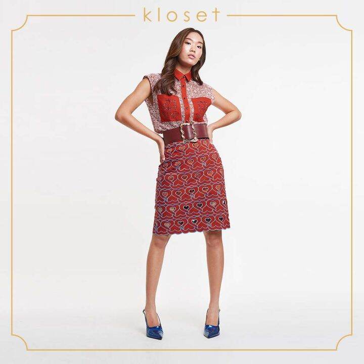 kloset-heart-midi-skirt-aw19-s004-เสื้อผ้าผู้หญิง-เสื้อผ้าแฟชั่น-กระโปรงแฟชั่น-กระโปรงผ้าปัก