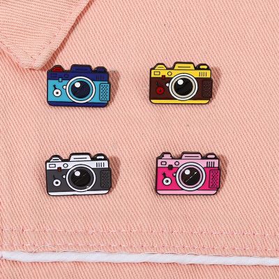 【CC】 Cartoon camera brooch shaped pins decoration badges Accessories wholesales Gifts for friends