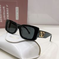 NOWDSValentinoVA4108 Fashionable and Elegant Sunscreen Sunglasses