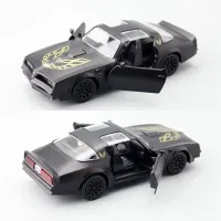 Die Casts รถรุ่นสะสม Static Alloy Muscle Car ของขวัญวันเกิด1:36 1978 Pondiac Firebird SUV ของเล่นสำหรับเด็ก