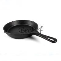 ROUND CAST IRON SKILLET กระทะเหล็กก้นตื้น (Ø14.4 ซม.) IR1246