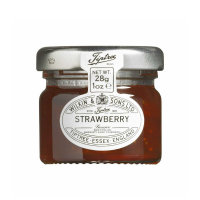 ทิปทรี แยมผลไม้ สตรอว์เบอร์รี่ 28 กรัม - Tiptree Strawberry Preserve Mini Fruit Spread Jam  28g