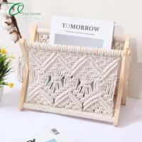 Rthrmacrame Boho จัดระเบียบการตกแต่งบ้านสไตล์คันทรีชั้นวางถุงผ้าถักแท่นไม้สำหรับให้นกแก้วเกาะหนังสือพิมพ์ตะกร้าเก็บของชั้นวางนิตยสารทำจากไม้