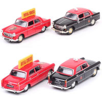 2Pcs 187 HO Scale รถโลหะผสมรุ่น Berlin Taxi Car รุ่น Miniature Collection HO ฉากตกแต่งทรายตาราง Landscape