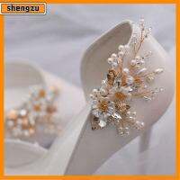 SHENGZU 2PCS(1 Pairs) ผู้หญิงผู้หญิงผู้หญิง เจ้าสาวในบ้าน อุปกรณ์เสริมรองเท้า งานเลี้ยงแต่งงานปาร์ตี้ เสน่ห์ของรองเท้า คลิปรองเท้าพลอยเทียม ตกแต่งด้วยหัวเข็มขัด ดอกไม้คริสตัล