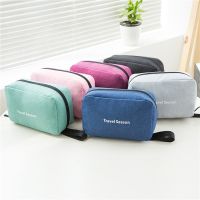 Portable Hanging Toiletry Bag for Men, Cationic Travel Cosmetic Bag with Wet Dry Separation