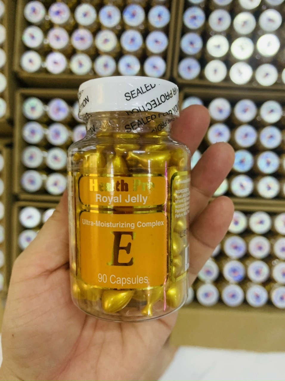 [ HÀNG CHÍNH HÃNG MỸ - GỬI TỪ NGƯỜI THÂN ]. Viên nang Vita.min E Health Pro #Royal #Jelly 90 viên dầu dưỡng sữa ong chúa màu vàng của Mỹ. Chăm sóc cho làn da bạn.