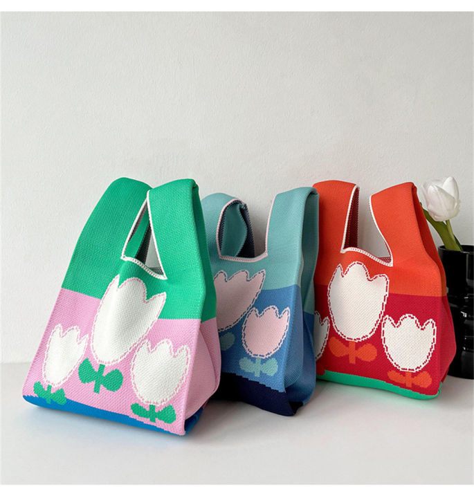 กระเป๋าสะพายไหล่ถักสำหรับผู้หญิงกระเป๋าถักดอกทิวลิปหนายืดหยุ่นใช้ซ้ำได้แบบลำลอง