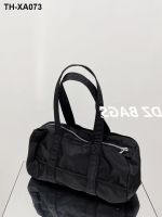 The new 2022 South Korea black gym bag large capacity one shoulder cylinder pack tote bags tide female underarm movement