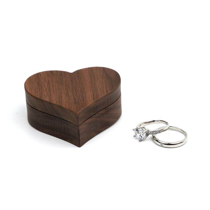 2020-universal-wood-rings-jewelry-organizer-display-travel-case-portable-storage-jewelers-brand-lover-heart-box-walnut-packaging