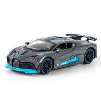 1/32โลหะผสม Bugatti Veyron DIVO ซูเปอร์รถสปอร์ตรุ่นของเล่น Die Cast ดึงกลับแสงเสียงของเล่นยานพาหนะสำหรับเด็กเด็กของขวัญ