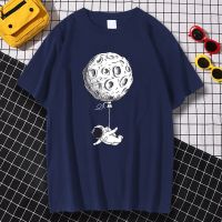 Flying Astronaut Cartoon Prints Clothes Men Anime S-Xxxl Tshirt Comfortable Loose Tops Personality Tshirts Anime Sweat T Shirt