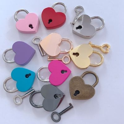 【YF】 Heart Shape Padlocks Vintage Old Antique Style Mini With Key Lock for Travel Wedding Jewelry Box Diary Book Suitcase