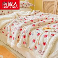 Blanket quilt thickened warm coral flannel winter air-conditioned bed with single towel