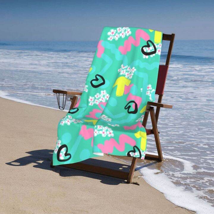 jw-smiling-face-graffiti-beach-pool-large-microfiber-towels-dry-swim