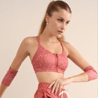 TA ACTIVE NINA ZIPPER CROP เสื้อสปอร์ตบราพิมพ์ลาย คอวี ซิปหน้าถอดได้