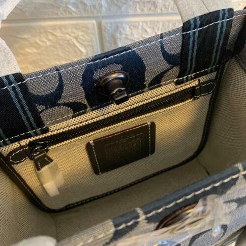กระเป๋าผู้หญิง-กระเป๋าสะพายข้าง-bape-tote-22-coach-c5824