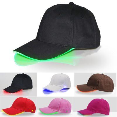 หมวกเบสบอลเรืองแสงสีไฟ LED ปรับได้สำหรับงานเลี้ยงสโมสรเรืองแสงเบสบอลหมวกกีฬากลางแจ้งฮิปฮอปสำหรับผู้หญิงผู้ชายงานปาร์ตี้คริสต์มาส