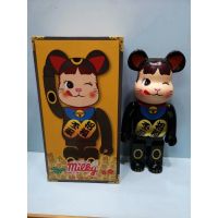 400% Bearbrick Fujiya PEKO Milky Girl Fortune Cat In One Action Figures Fashion Hobbies Toy