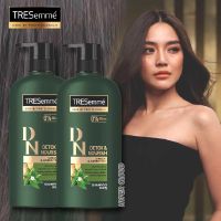 Tresemme Detox &amp; Nourish ดีท็อกซ์ผม จากฝุ่นPM 2.5 ด้วย เทรซาเม่ สูตรแชมพูใส ดีท็อกซ์ ไมเซลล่า Ginger &amp; Green Tea Shampoo 450ml (2 ขวด)