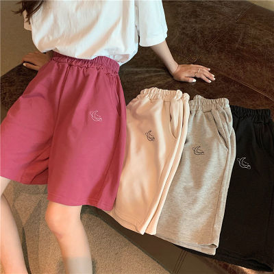 กางเกงขาสั้นปักลายสำหรับผู้หญิงกางเกงห้าส่วนแบบสบายๆเอวสูงและขากว้างสไตล์เกาหลีแบบใหม่ฤดูร้อน
