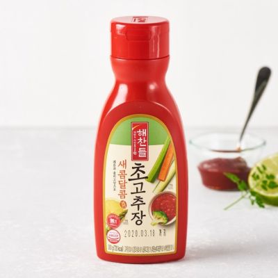 ซอสพริกเกาหลี ซีเจ โคชูจังแบบขวด ซอสพริกเกาหลี ซีเจ โคชูจังแบบขวด cj gochujang korean chilli sauce 290g 해찬들 초고추장해찬들 초고추장