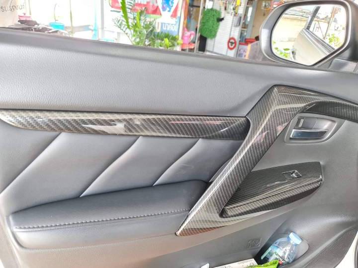 จุกปิดน็อต-ด้านใน-mitsubishi-pajero-sport-ประตูบาน-หน้า-cap-rr-side-mr657340-แท้ศูนย์-ใส้ได้ทั้ง-2-ฝั่งใส่ได้-2wdและ4wd