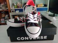 converse kid  รองเท้าเด็ก สีดำ พิมพ์ลาย ของแท้ มือ 1