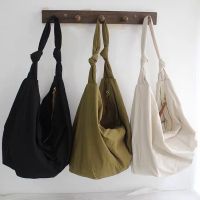 (ร้านไทย--มีพร้อมส่งค่ะ) charlie bag | justmoment