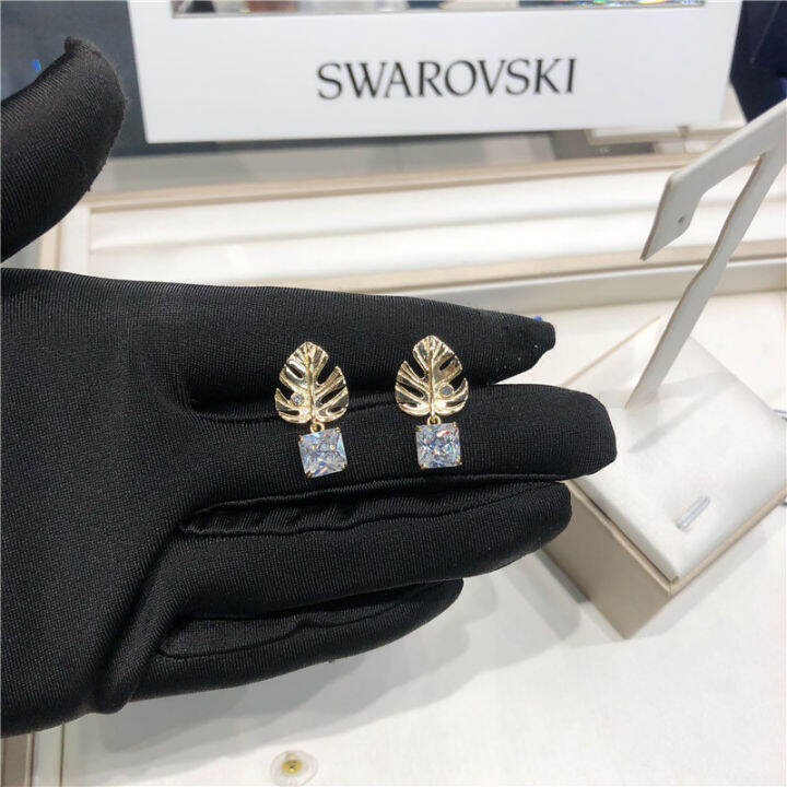 สวารอฟสกี้-ต่างหูสตั๊ด-swarovski-stud-earrings-ต่างหูของผู้หญิง-ต่างหูรูปใบไม้เขตร้อนสำหรับฤดูร้อนth