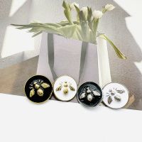 10Pcs/lot Fashion Retro Metal Oil Bee Button DIY Handmade Coat Suit Sweater Clothes Sewing Shank Round Decorative Button