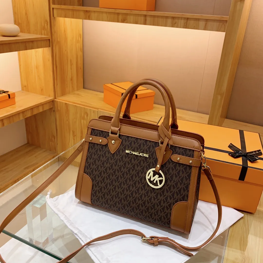 2023 mới da thật dung lượng lớn Michael Kors / MK tote bag niche class đi  làm xách tay túi đeo chéo một vai nữ trong kho 