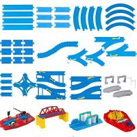 Takara Tomy Tomy Tomica Plarail 12แบบโมเดลรางรถไฟ DIY รถไฟของเล่นเด็กรถไฟรถไฟของเล่น