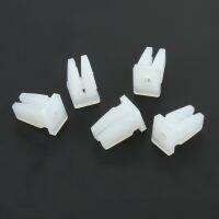 30pcs White Plastic Fixed Headlight Car Fastener Grommet Nut Screw Clips Auto Interior Accessories