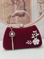 Hot selling Cheongsam bag 2023 new retro velvet bride wedding banquet with dress hand carry