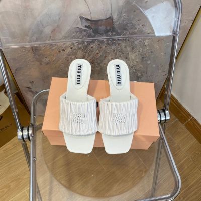 High-definition version female sandals and slippers in 2023 new dewy beach wear fairy style slippers shoes Sheepskin solid color thin heel high heels slippers