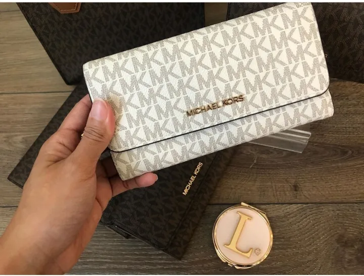 Michael Kors Jetset Travel Large Trifold Wallet - Vanilla | Lazada PH