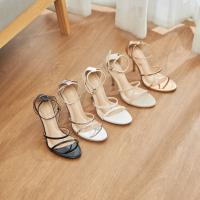 Kaori heels by Pairs.studio รองเท้าผู้หญิง รองเท้าส้นสูง 3.5 นิ้ว (ทรงแคบ แนะนำ+1ไซส์ค่ะ)