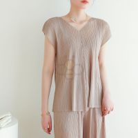 ✓¤ Aiden001 One Size Summer Pleated Basic Version Large Size Casual Loose V-Neck Fashion Vest T-Shirt 3431