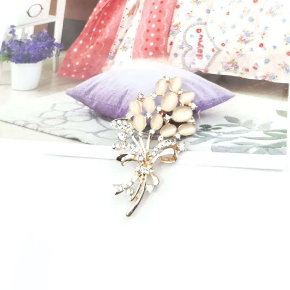 Fashionable Opal Stone Flower Brooch Pin Garment Accessories Birthday Gift  Brooches For Women Rhinestone Brooch Pin