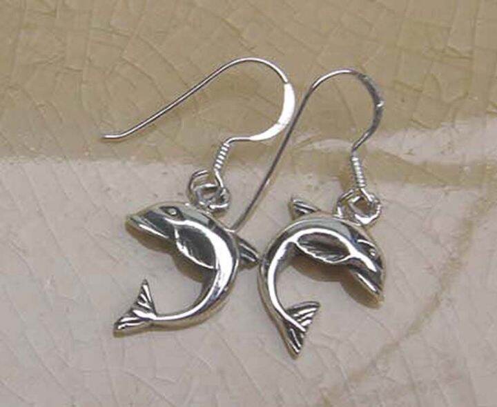 thai-hanging-dolphin-earrings-handmade-925-sterling-silver-beautiful-gift-ปลาโลมา-ห้อยตำหูเงินสเตอรลิงซิลเวอรใช้สวยของฝากที่มีคุณค่า-ฺชาวต่างชาติชอบมาก