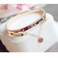 รุ่นขายดี ?กำไลเต็มวง แฟชั่น แนวเกาหลี สลักลายเลขโรมัน ถอดใส่ง่ายในรูปแบบตะขอล็อก