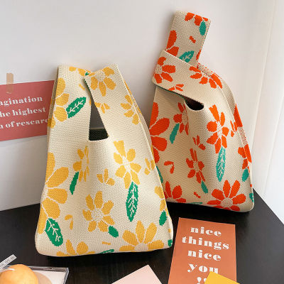 Versatile Vest Shoulder Bag Leisure Tote Lady Trendy Shopping Bags Handmade Knitted Handbag Flower