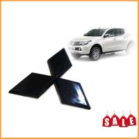 แผ่นป้ายโลโก้ Mitsubishi Triton ขนาด 12.5 cm สีดำเงา สำหรับรถ Mitsubishi Triton