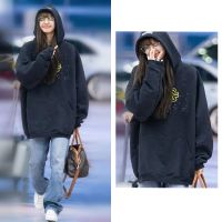 blackpink Lisa เสื้อฮู้ดผู้หญิง แบบสวมหัว ทรงหลวม สไตล์เกาหลี letter star wars Hoodie Sweater