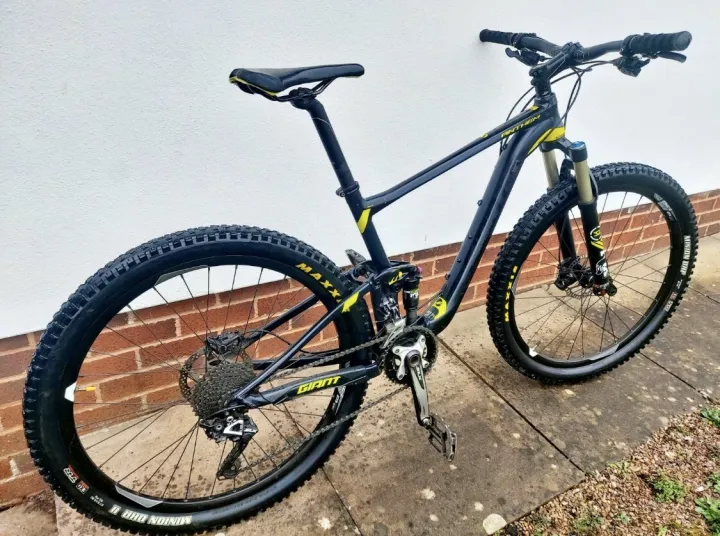 giant anthem dual suspension mountain bike