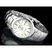 นาฬิกา Seiko 5 Automatic รุ่น SNKA01K1 นาฬิกาผู้ชายสายแสตนเลส หน้าปัดสีขาวสุดหรู - สินค้าของแท้ 100% ประกันสินค้า 1 ปี